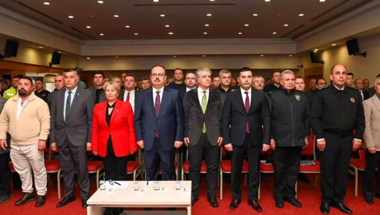 Kuşadası’nda Muhtarlar İstişare Toplantısı Yapıldı