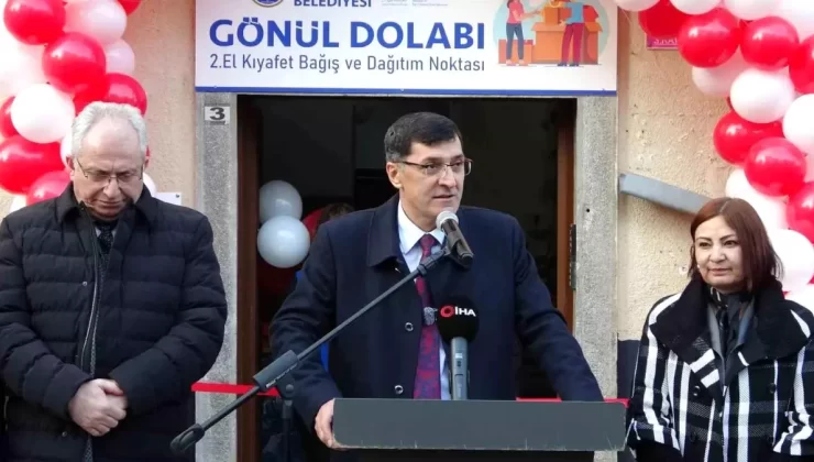 Kütahya’da ‘Gönül Dolabı’ Projesi Hayata Geçti