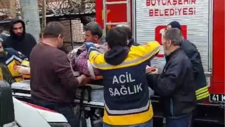 Kuyudan Su Çekerken Düştü, İtfaiye Tarafından Kurtarıldı