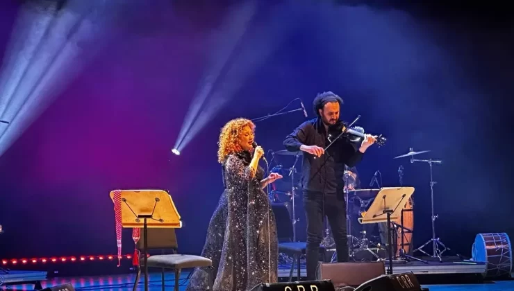 Lena Chamamyan İstanbul’da Müzikseverlerle Buluştu