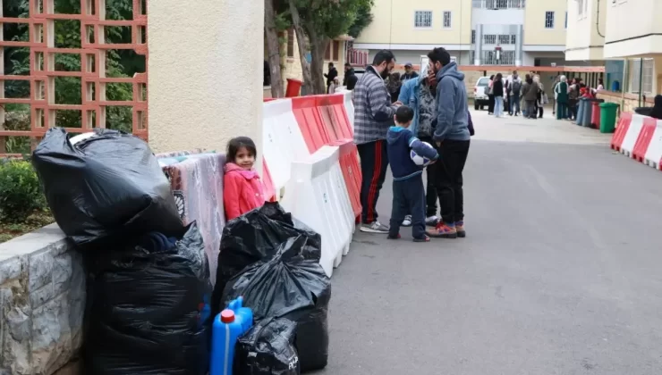Lübnan’da Ateşkes Sonrası 3 Bin Yerinden Edilmiş Kişi Evlerine Döndü
