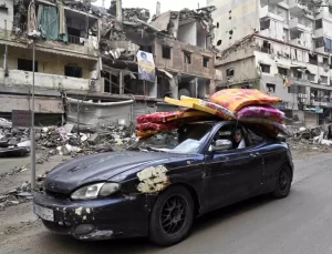 Lübnan’da Siviller Evlerine Dönmeye Başladı