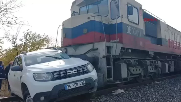 Malatya’da Yük Treni Otomobile Çarptı: 2 Yaralı