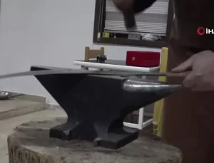 Malatyalı demirci ustasına “Yaşayan İnsan Hazineleri ödülü”