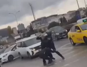 Maltepe’de Motosikletli Kurye Saldırıya Uğradı