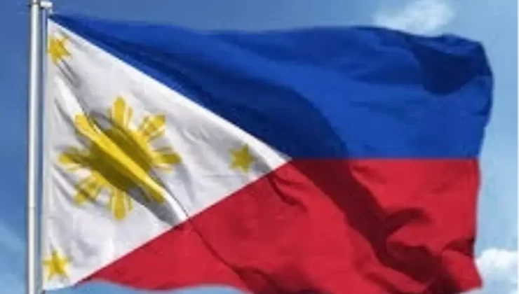 Manila’da Yangın: 2 Bin Aile Evsiz Kaldı