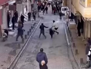 Mardin’de Sopalı Kavga: 4 Yaralı