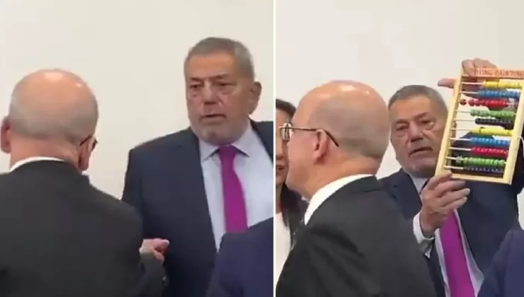 Meclis’e gelen Mehmet Şimşek’i abaküsle karşıladılar