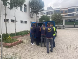 Menemen’de Dolandırıcılar Yakalandı