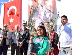 Mersin Büyükşehir Belediyesi’nden Çiftçilere Destek