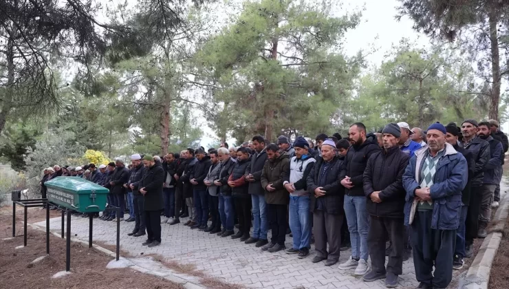 Mersin’de Kaybolan Çobanın Cenazesi Toprağa Verildi