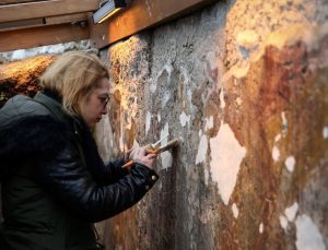 Meryem ve çocuk İsa freski restore edildi