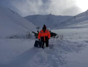 Meteoroloji Ekipleri Kış Şartlarında Görev Başında