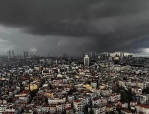 Meteoroloji ve AKOM’un uyarıları sonrası İstanbul’da beklenen yağış başladı