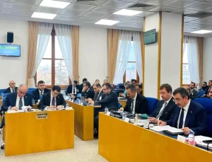 MHP’li Ersoy’dan Erciyes Anadolu Holding Vurgusu