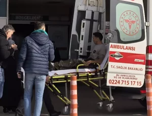 Motosikletle Odun Keserken Yaralandı