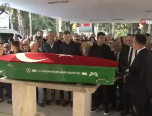 Muazzez İlmiye Çığ Mersin’de Toprağa Verildi