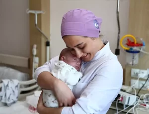 Mucize Bebek Ali Rıza Hayata Tutundu