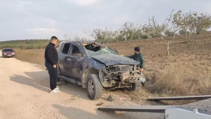 Mudanya’da Zeytin İşçilerini Taşıyan Kamyonet Takla Attı