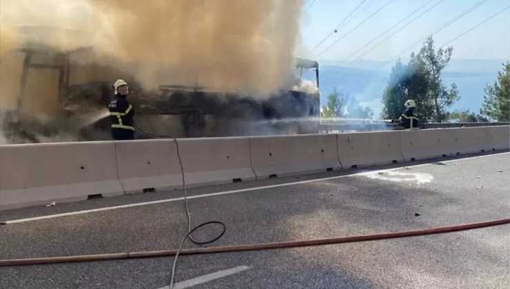 Muğla’da Otobüs Yangını Kontrol Altına Alındı