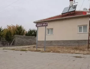 Muhtar, Ters Yönlü Köy Girişini Eleştirdi