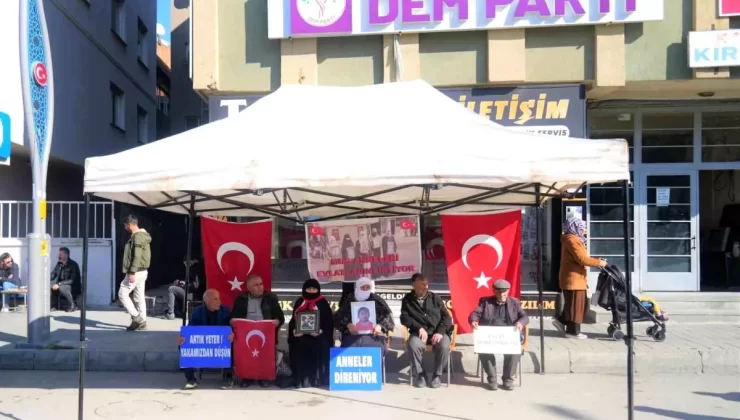 Muş’ta Ailelerin Eylemi 171. Haftada Devam Ediyor