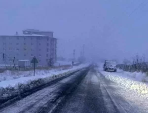 Nevşehir’de Karla Mücadele Devam Ediyor