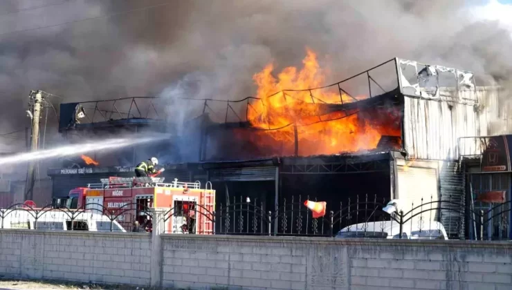 Niğde’deki Otomobil Tamirhanesinde Yangın: İş Yeri Kullanılamaz Hale Geldi