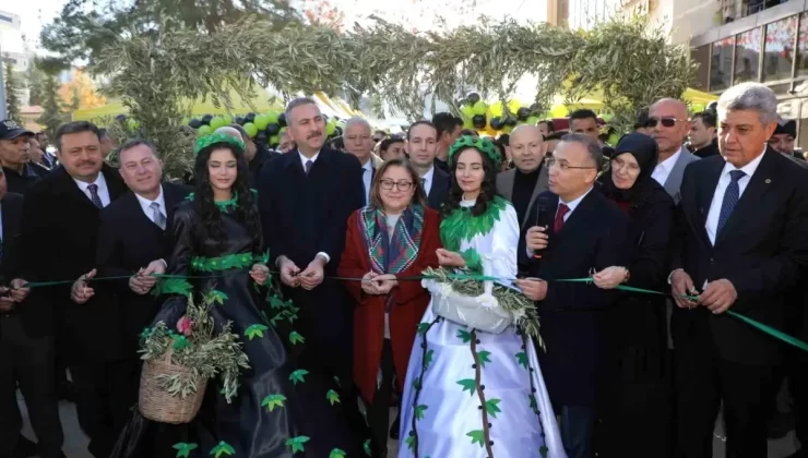 Nizip’te İlk Zeytin Festivali Coşkuyla Başladı