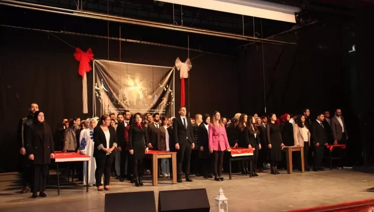 Öğretmenler Günü Ahlat’ta Kutlandı