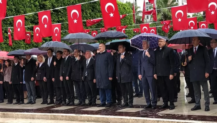 Öğretmenler Günü Etkinlikleri Adana ve Mersin’de Kutlandı