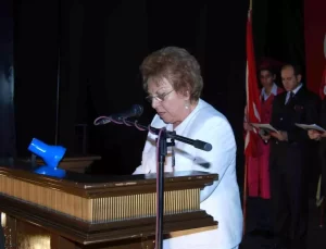 Öğretmenler Günü’nde Anlamlı Mesaj