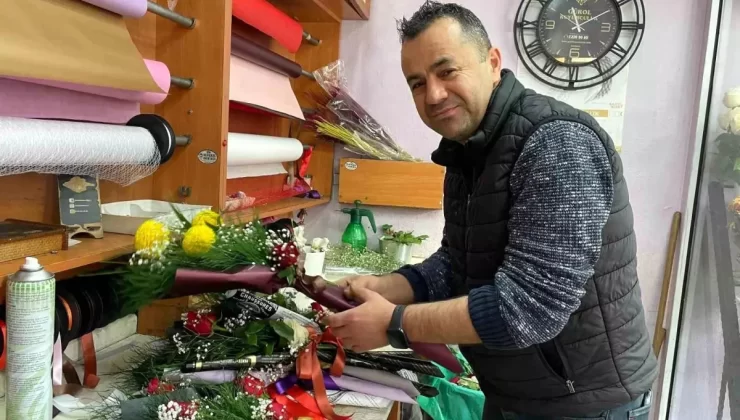 Öğretmenler Günü’nde Karanfil Şöleni