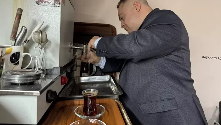 Oğuzhan Ayas: Çay Ocağı Başkanı