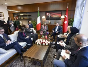 Oktay ve Craxi’den Barış Mesajı