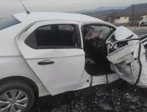 Osmancık’ta Otomobil-Traktör Kazası: 5 Yaralı