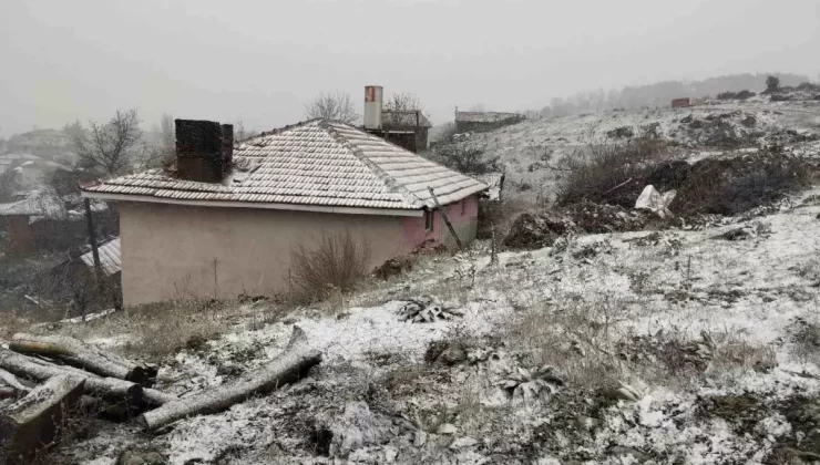 Osmaneli’nde Kar Yağışı Etkili Oldu