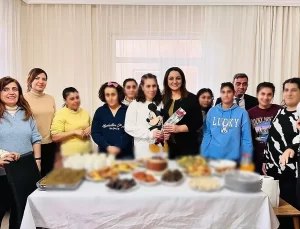 Özel Gereksinimli Bireylere Doğum Günü Kutlaması