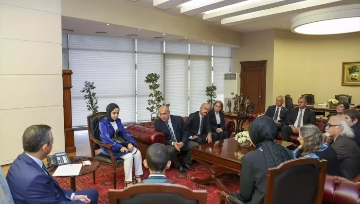 Özgür Özel: CHP’li Belediyeler Hesap Vermekten Kaçmaz