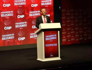 Özgür Özel: “Türkiye’de yaşanan bütün meseleler demokrasi sorunudur”