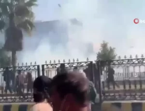 Pakistan’da İmran Khan Protestolarında 6 Ölü