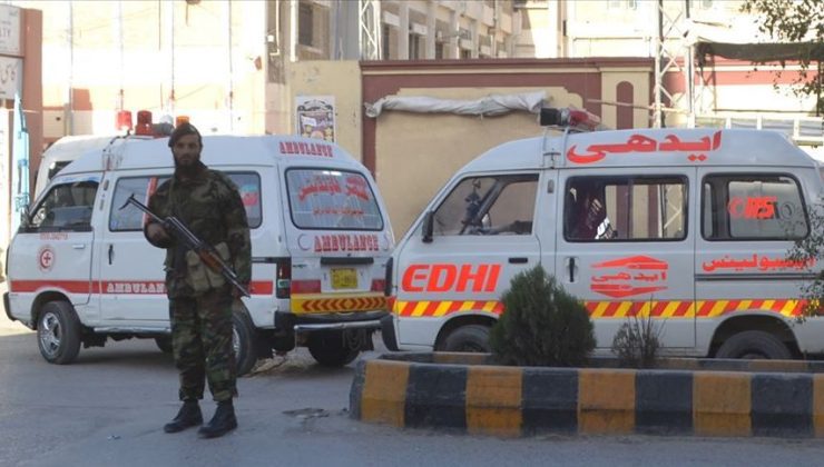 Pakistan’da silahlı saldırı: Yolcu minibüsündeki 38 kişi öldü