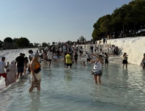 Pamukkale’deki oteller okulların ara tatiline hazır
