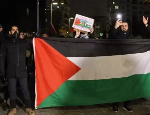Paris’te Fransa-İsrail Maçına Protesto