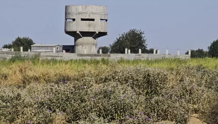 PKK/YPG Deyrizor’da Kuleler Kuruyor