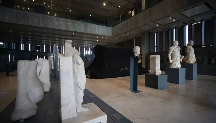 Polyksena Lahdi Kadına Yönelik Şiddete Dikkat Çekiyor