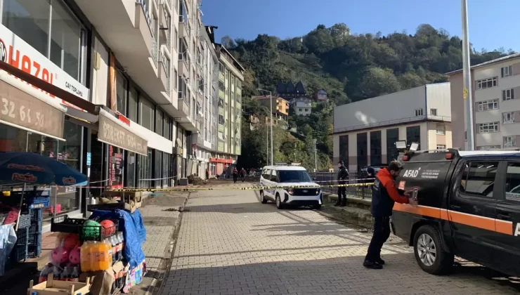 Rize’de Heyelan ve Sel: 1 Ölü, 2 Yaralı