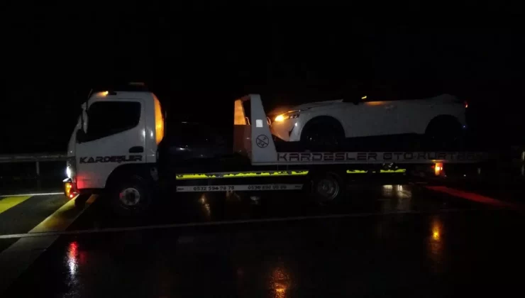 Rize’de Heyelan Yol Kapatı