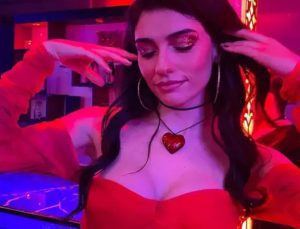 Rol arkadaşı paylaştı! İnci Taneleri’nin Dilber’i Hazar Ergüçlü’den aşk taktikleri