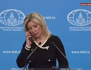 Rus yetkili canlı yayında uyarıldı: ”Balistik füzeler hakkında konuşma”